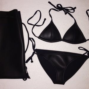 **SOLD!!** Triangl Indy New York Noir-bikini & bag